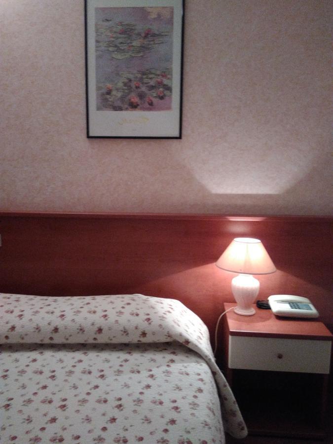 ורונה Hotel Elena מראה חיצוני תמונה